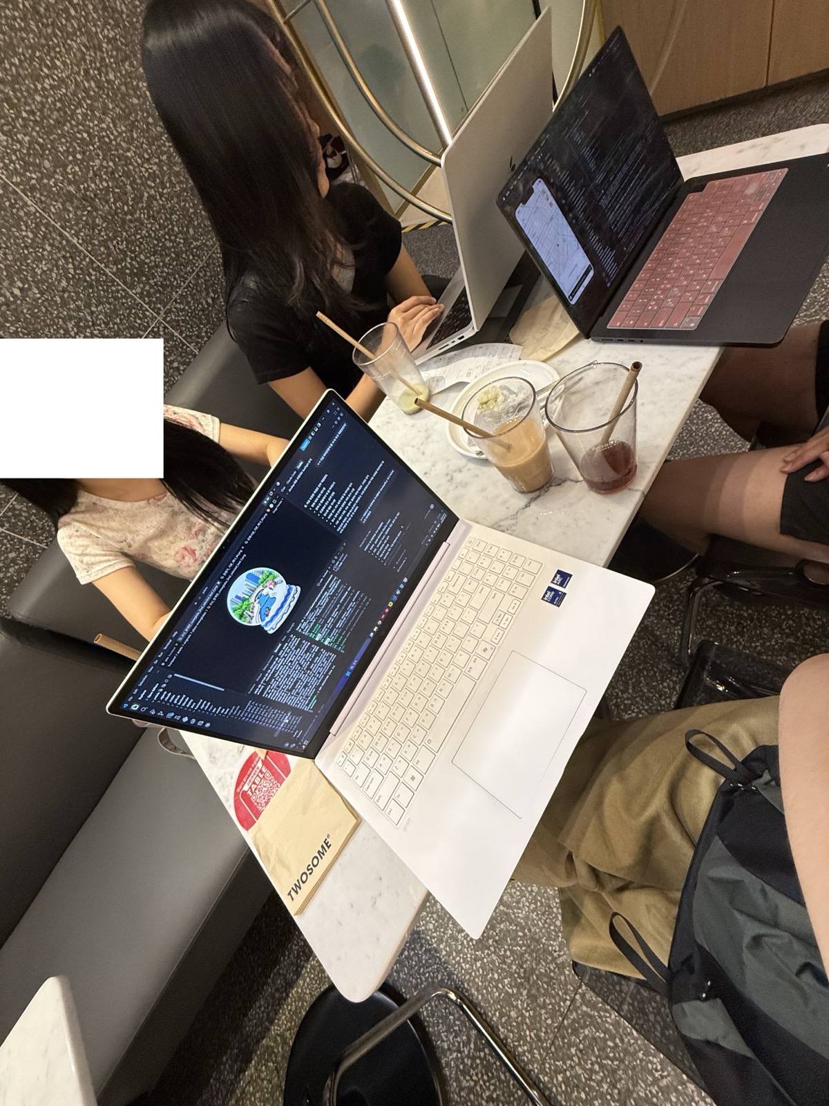 카페에서 개발 중인 팀